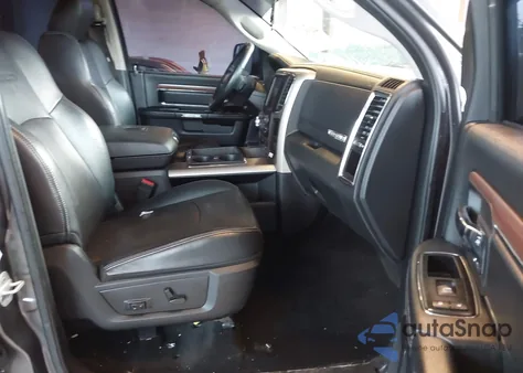 2014 Ram 1500 Laramie z USA, uszkodzony, nr VIN 1C6RR7VT9ES173933